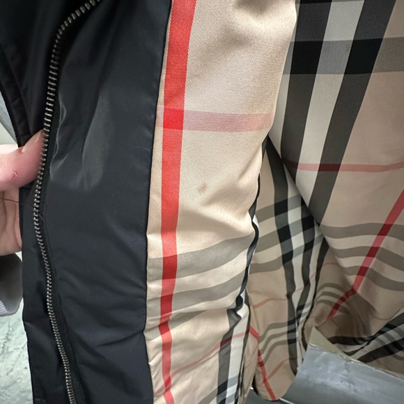 Burberry puffer coat - Picture 5 of 14